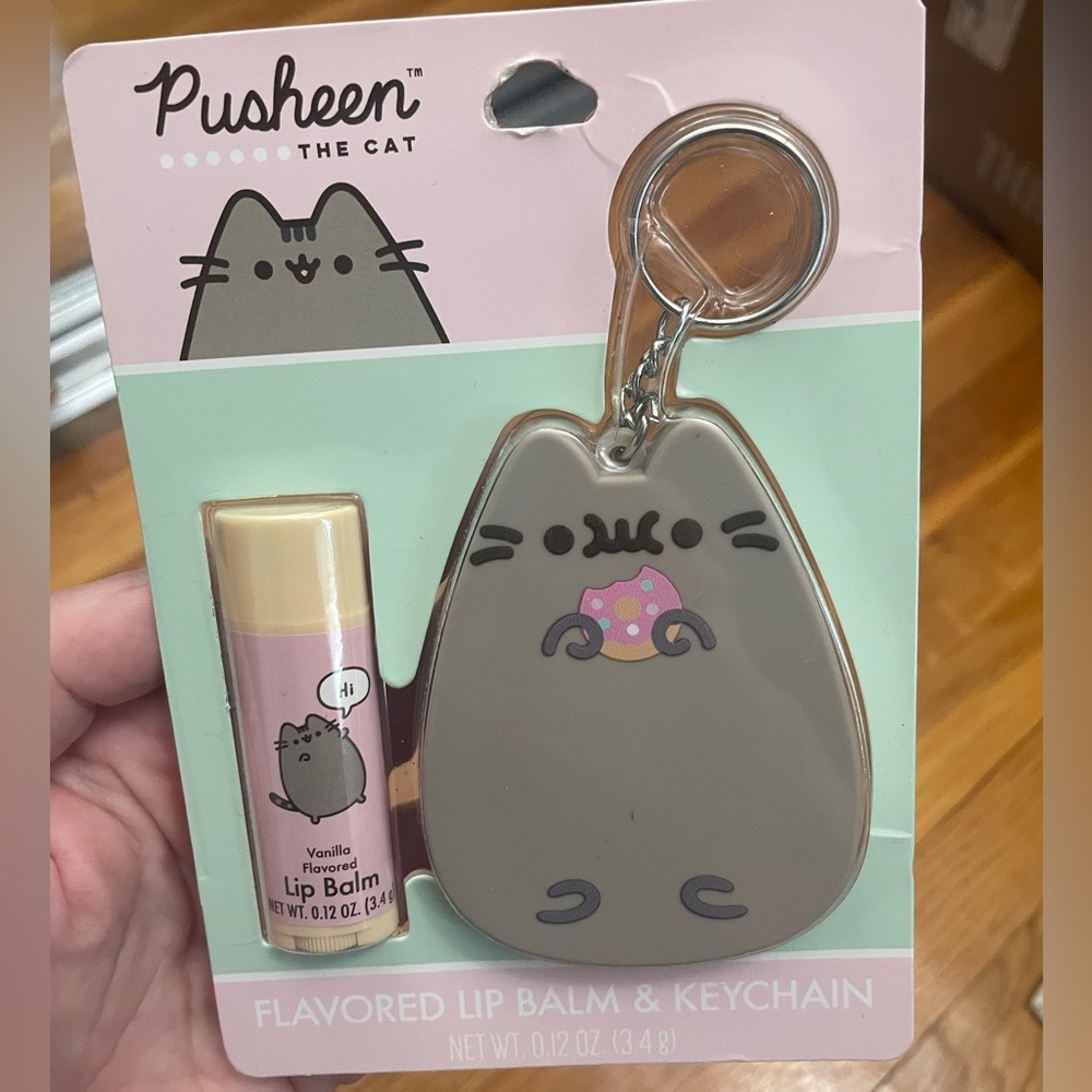 Pusheen Vanilla Flavored Lip Balm & Keychain Set - Gray